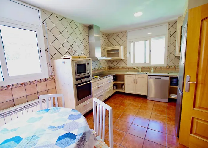 V&v Lloret-villa Sunrise Preciosa Con Piscina Privada * Lloret de Mar