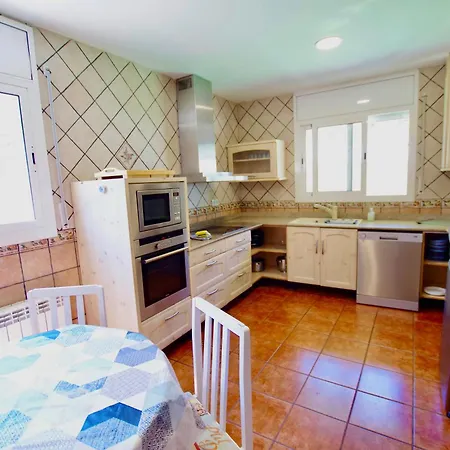 V&v Lloret-villa Sunrise Preciosa Con Piscina Privada * Lloret de Mar